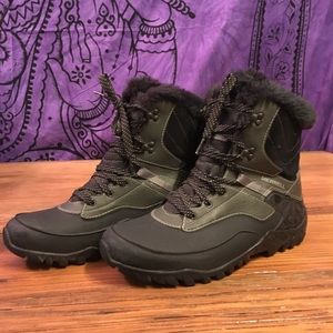 Merrell black winter/hiking boot